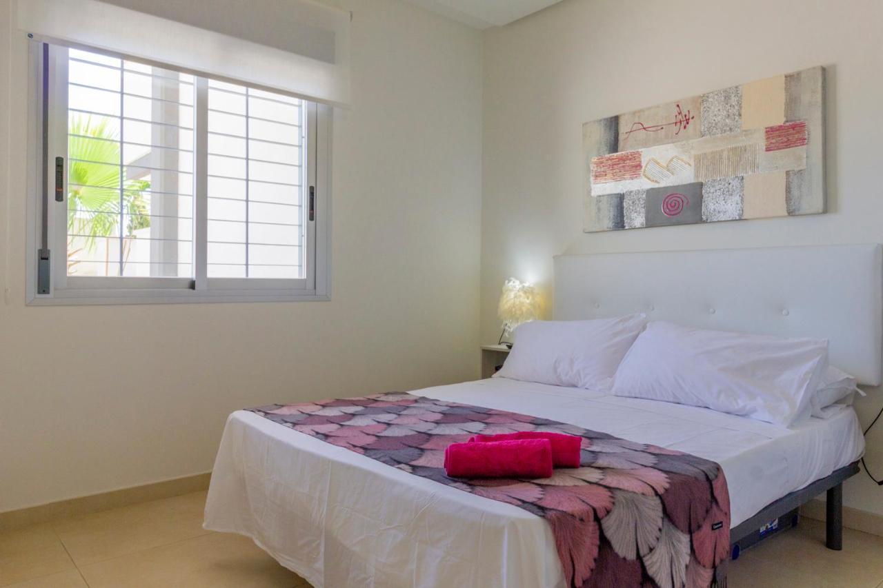 Bungalow Pink Garden Οριουέλα Εξωτερικό φωτογραφία