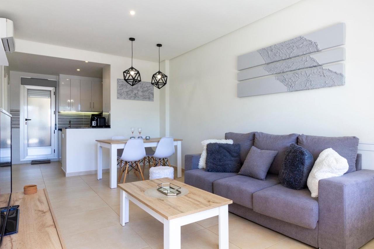 Bungalow Pink Garden Οριουέλα Εξωτερικό φωτογραφία