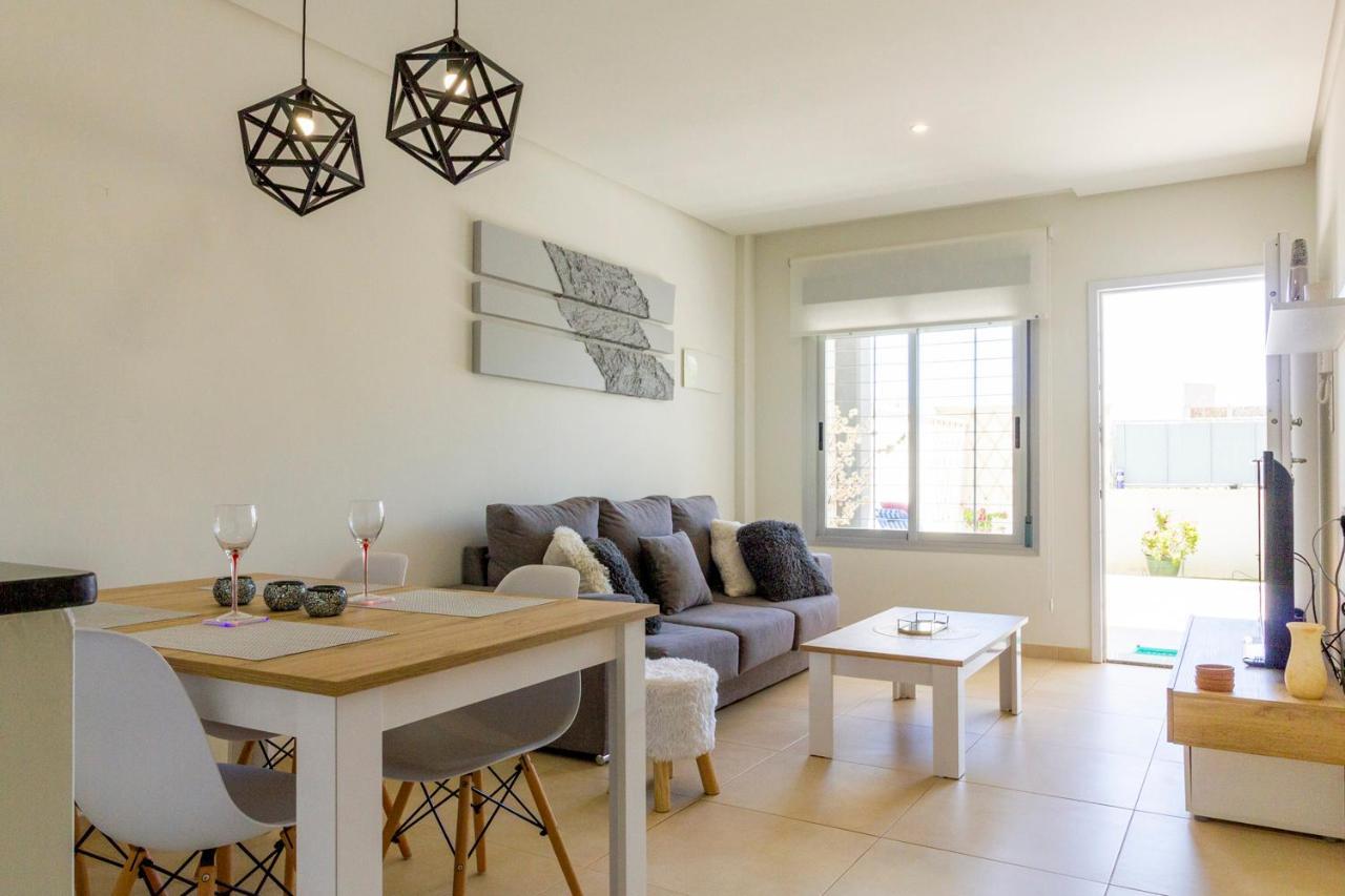 Bungalow Pink Garden Οριουέλα Εξωτερικό φωτογραφία