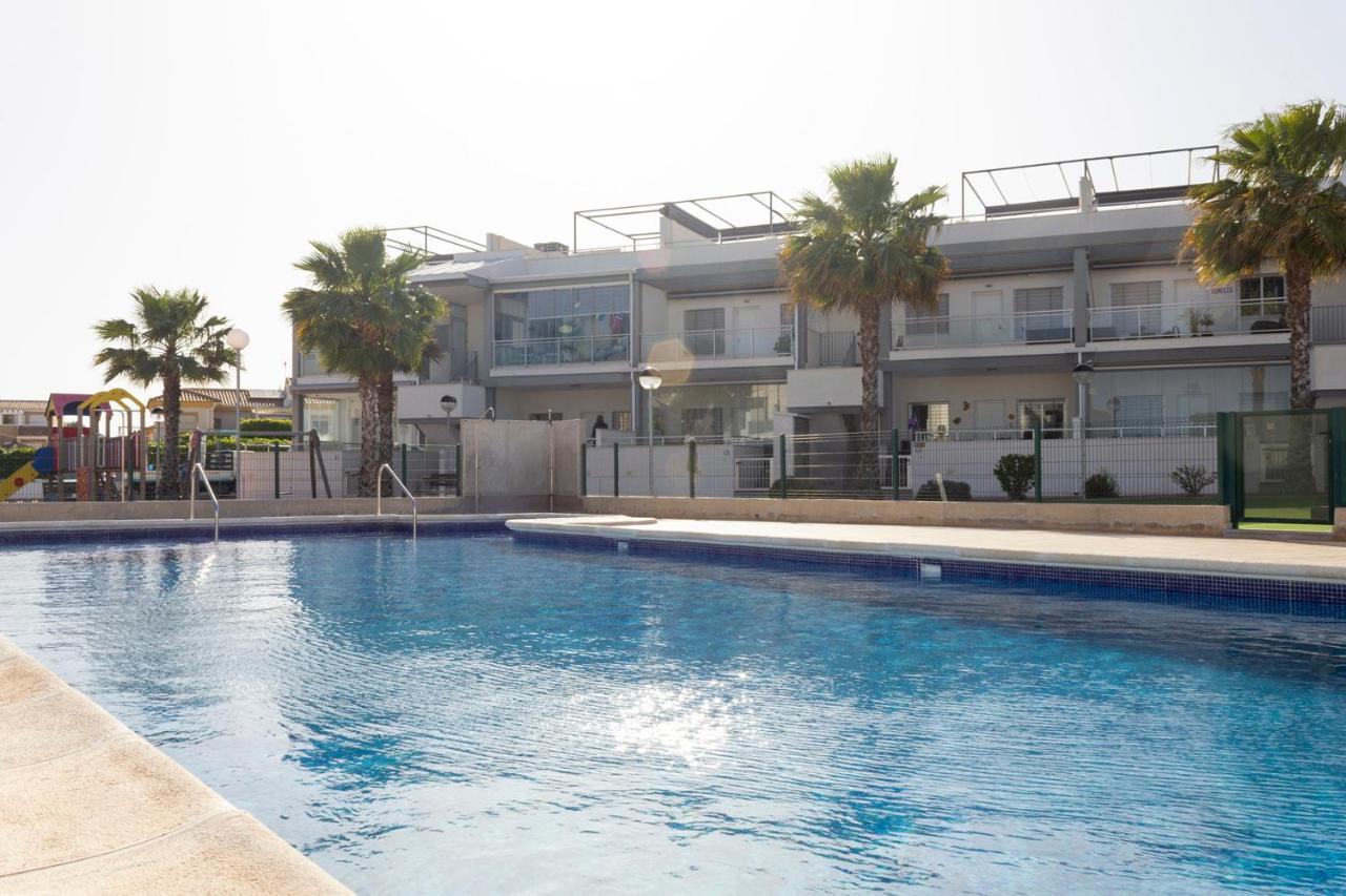 Bungalow Pink Garden Οριουέλα Εξωτερικό φωτογραφία