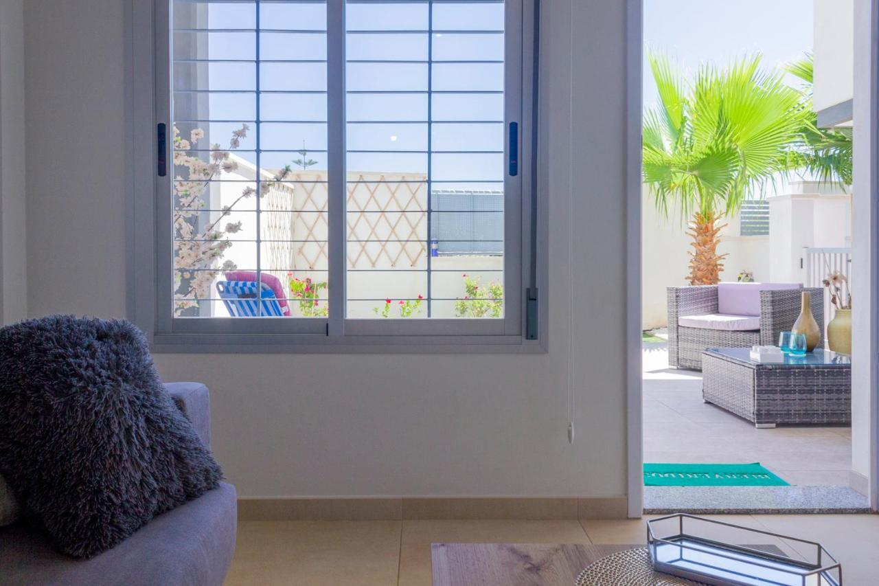 Bungalow Pink Garden Οριουέλα Εξωτερικό φωτογραφία