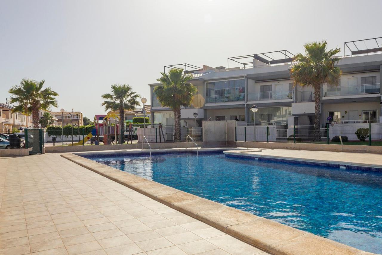 Bungalow Pink Garden Οριουέλα Εξωτερικό φωτογραφία